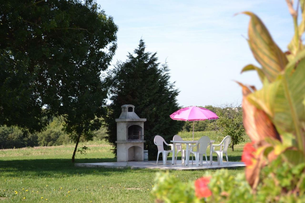 Domaine Las Brugues Saint-Papoul Exterior foto